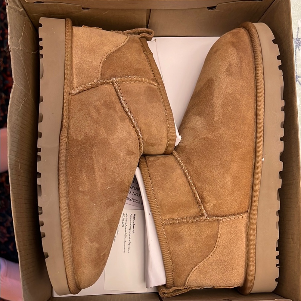UGG Classic ultra mini chestnut 7 women’s 5 UK